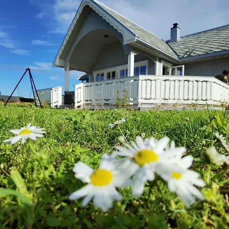 Banpim Beachside Lofoten Ramberg Exterior photo